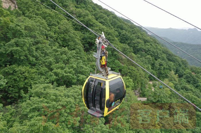 河南老君山因暴雪紧急闭园