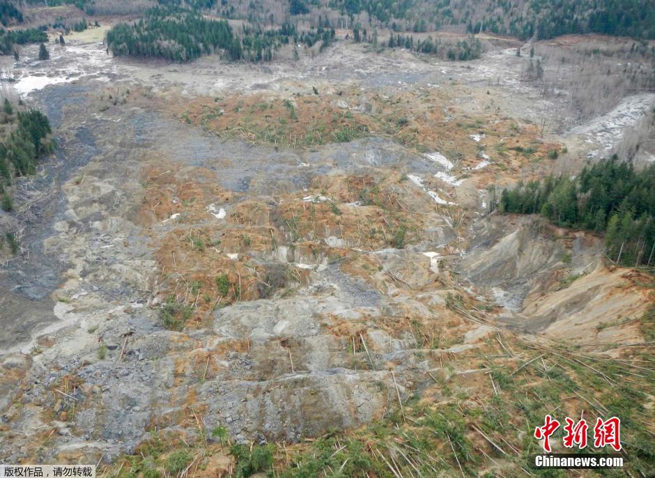 航拍四川筠连山体滑坡现场