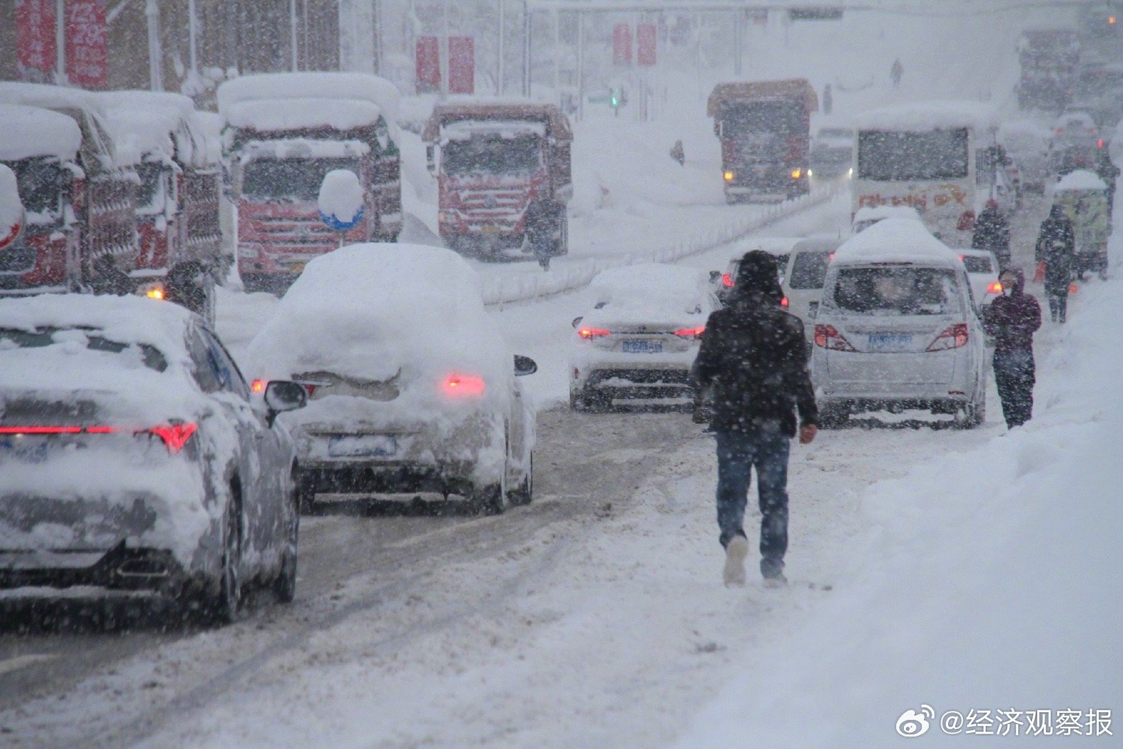 揭秘山东此次罕见暴雪背后的真相，究竟为何如此猛烈？